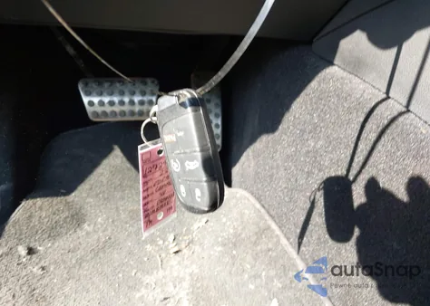 2022 Dodge Charger R/T z USA, uszkodzony, nr VIN 2C3CDXCT4NH208454